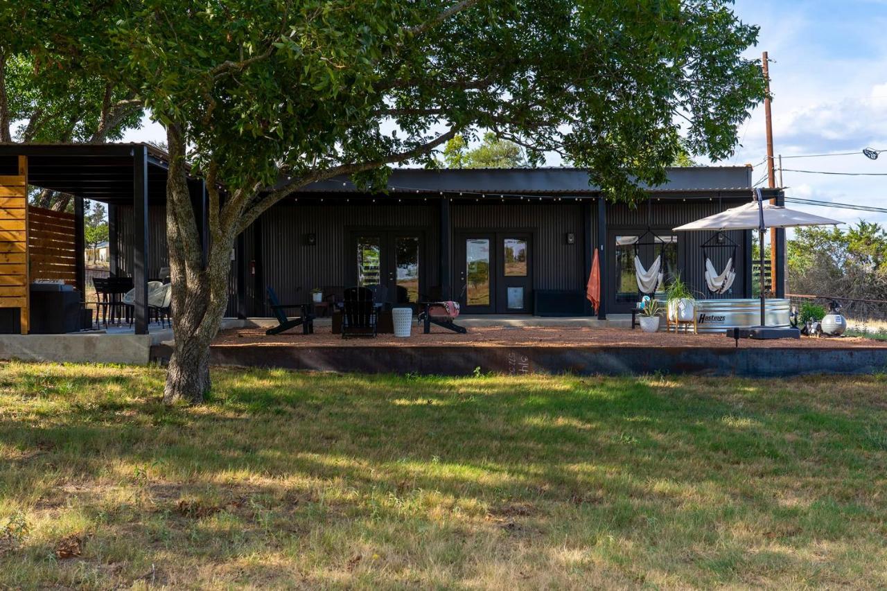 Container Haus Pet Friendly With Cowboy Pool Villa Fredericksburg Exterior photo